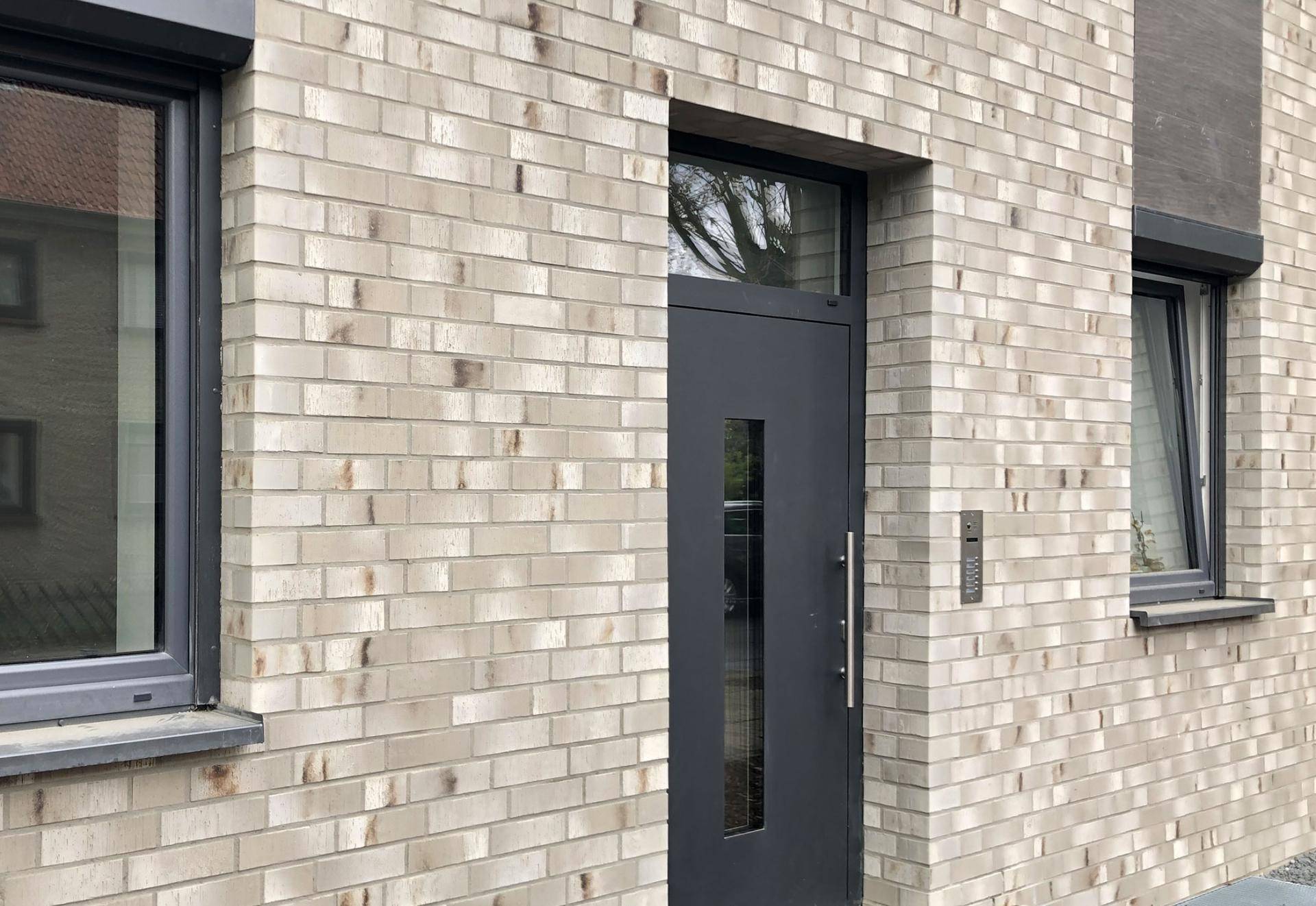 BORDO_SIVA-KARBON_Klinker_Fasadne_Cigle_Nova_Brick-1